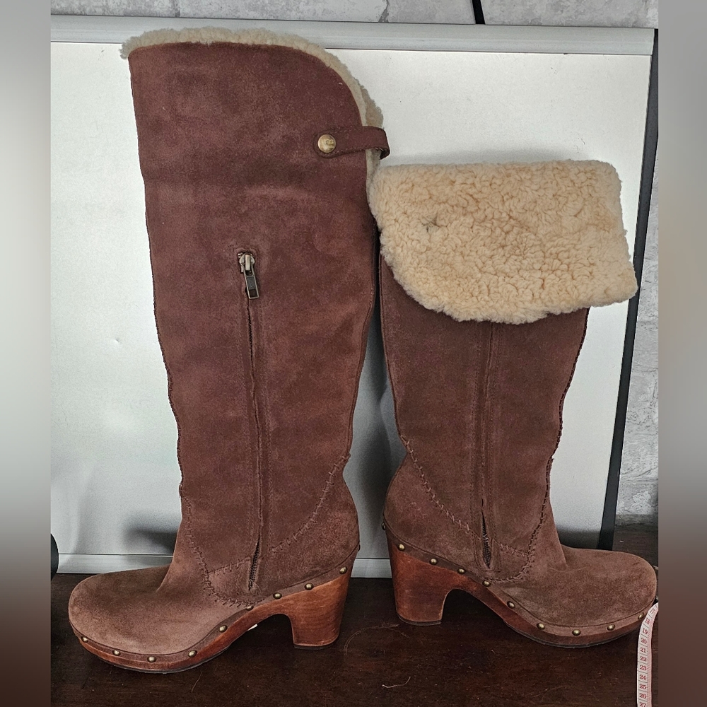 Ugg Suede Boots